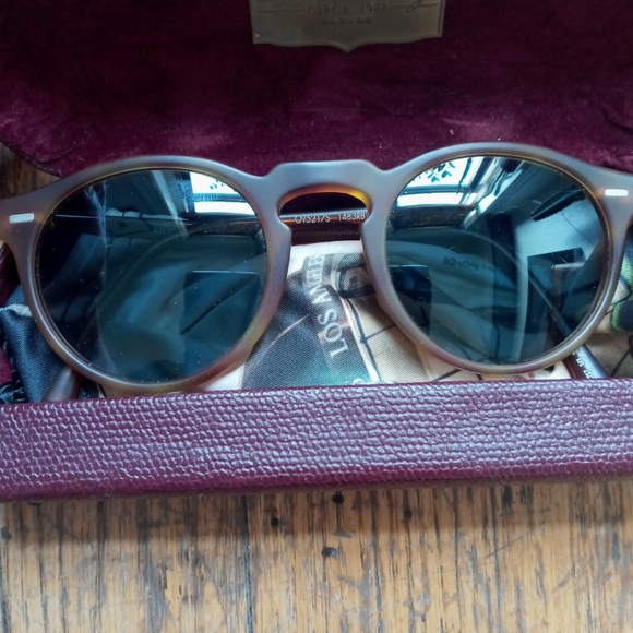 Gregory Peck Oliver Peoples Brown Sunglasses - Picture 1 of 7